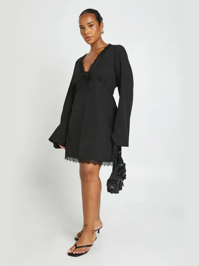 boohoo Dames Plus Mini-jurk Met Lange Mouwen En Kantafwerking Zwart