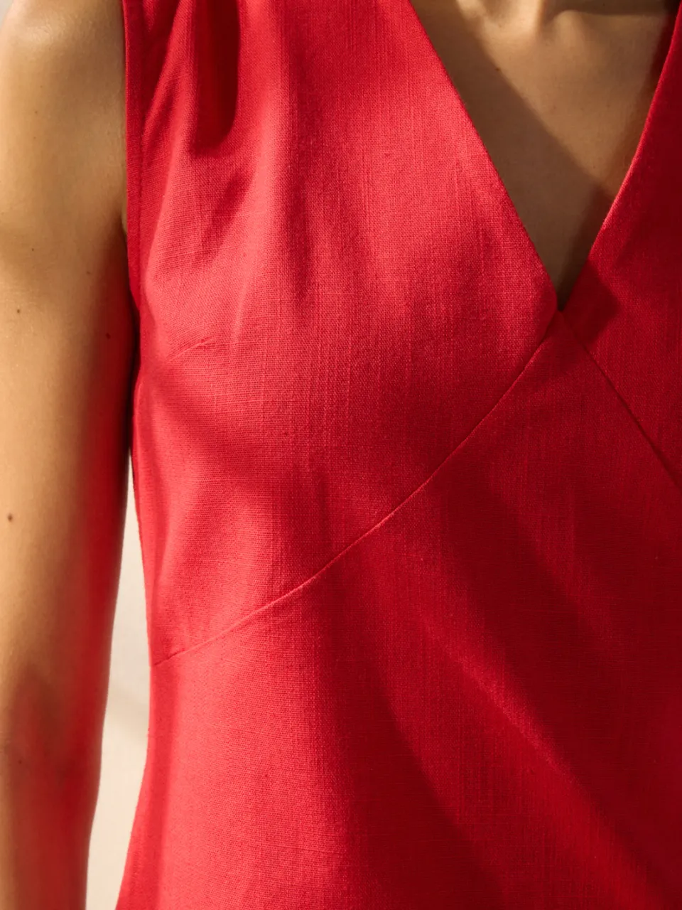 Trendyol TRENDYOLMİLLA Dames Rood Effen Kort / Mini Mouwloos Casual A-lijn Jurken, foto 2