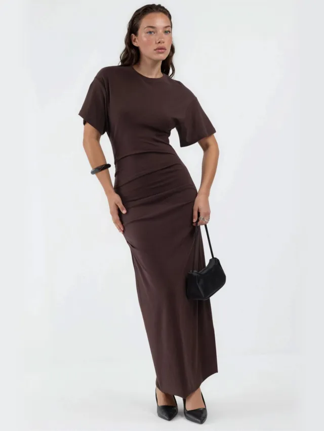 Busem Effen Mouwloze Bodycon Midi Jurk Bruin
