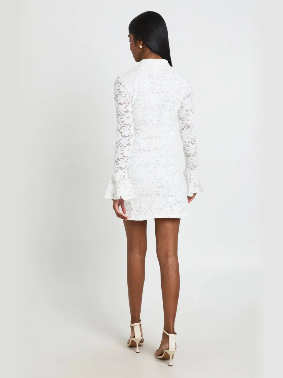 boohoo Dames Premium Kanten Mini-jurk Met Hoge Hals ivoor, foto 2