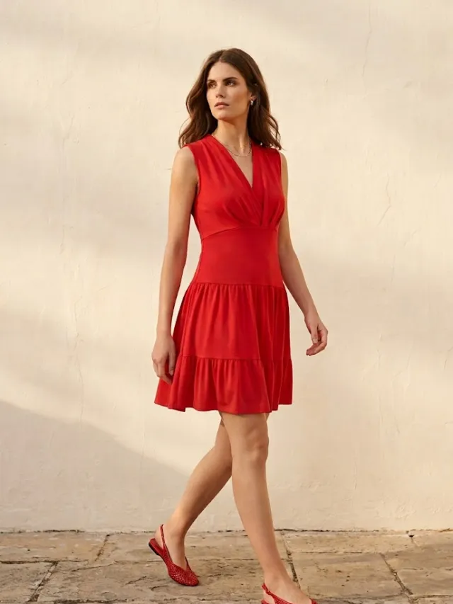 Conquista Scharlakenrode jurk met geplooide taille Rood
