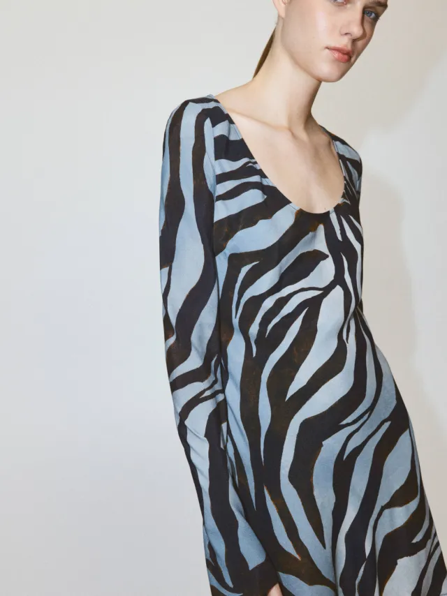 Mango korte jurk met zebraprint - blauw, foto 3