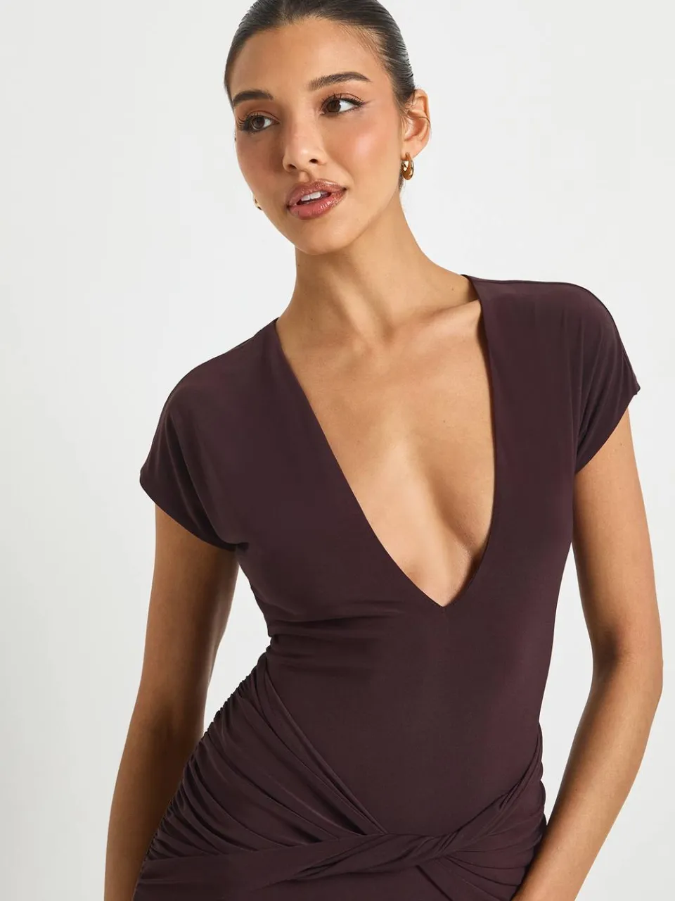 boohoo Dames Twist Detail Maxi Jurk pruim, foto 3