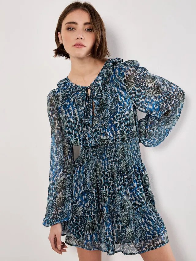 Apricot Feather Print Chiffon Mini Dress Groen
