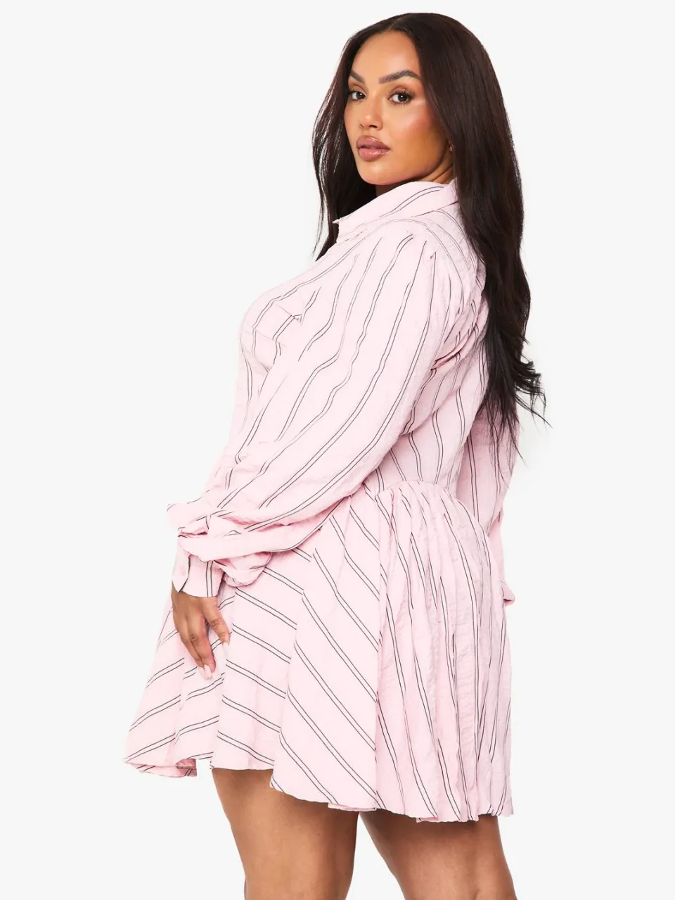 boohoo Dames Plus textuurrijke gestreepte shirtjurk met drop hem roze, foto 2