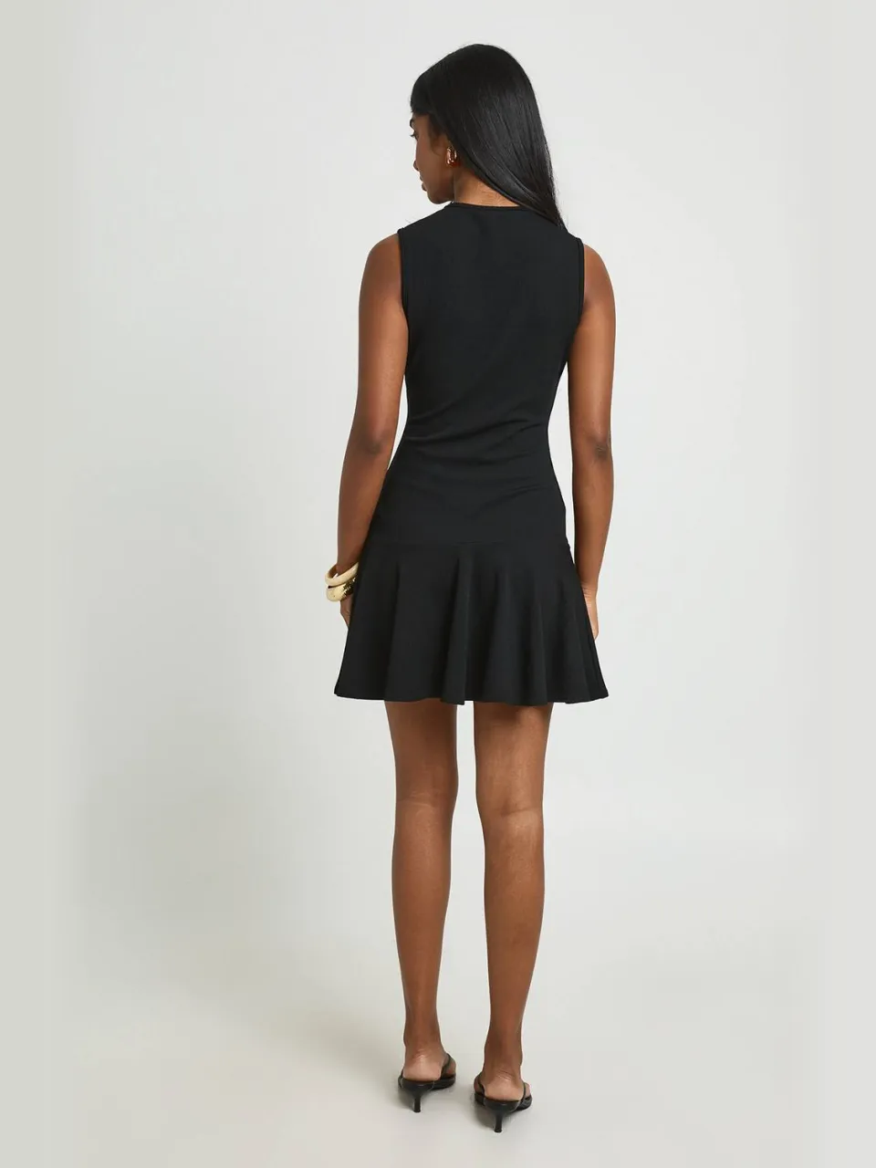 boohoo Dames Mouwloze Geribbelde Mini-jurk Met Volle Rok zwart, foto 2