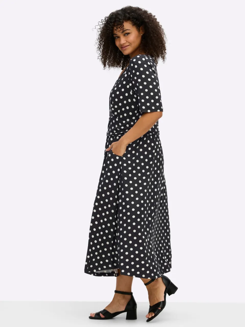 Jersey jurk zwart/wit gedessineerd