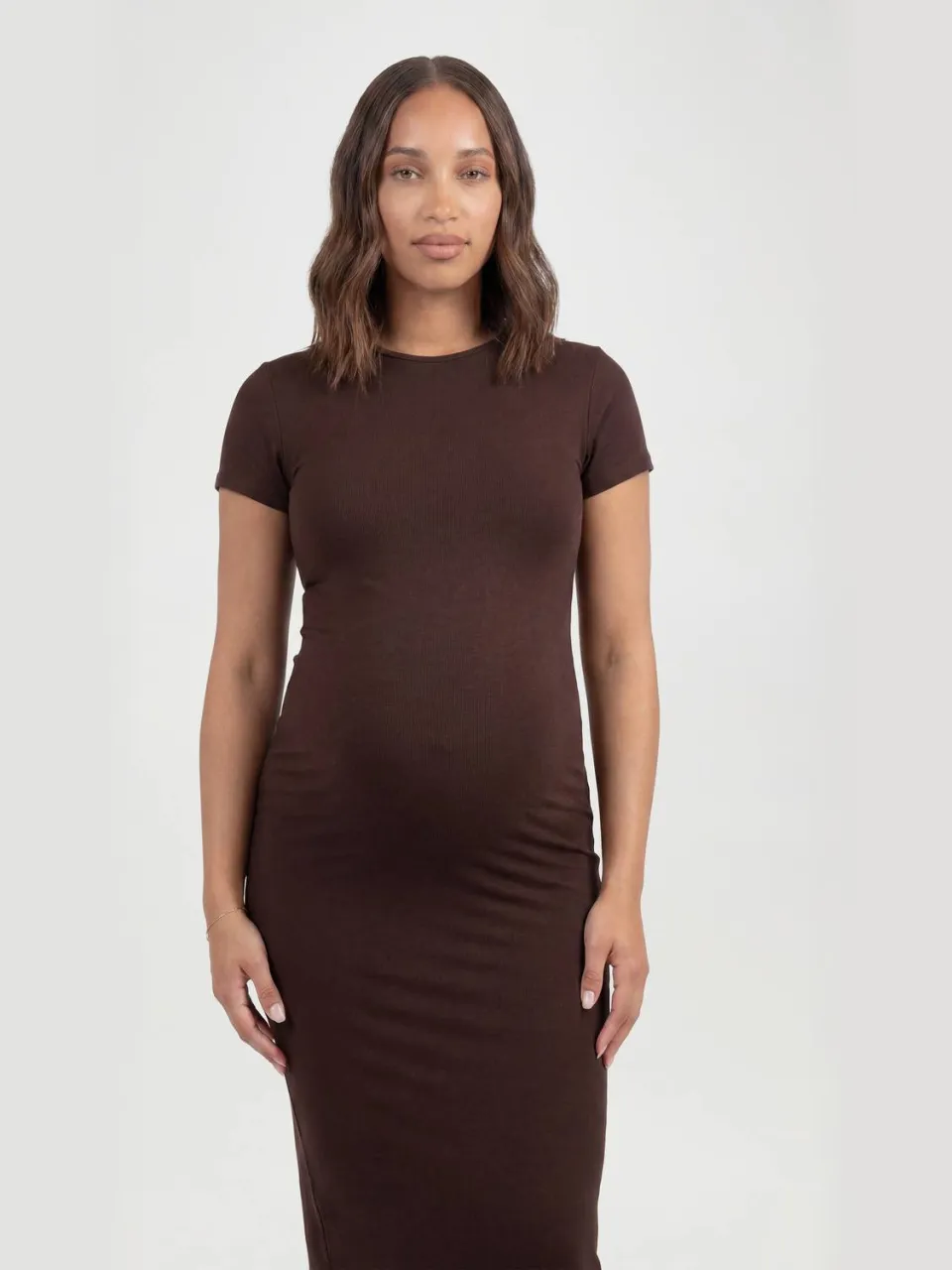 boohoo Dames Zwangerschaps Super Zachte Korte Mouw Midaxi Jurk chocoladebruin, foto 2