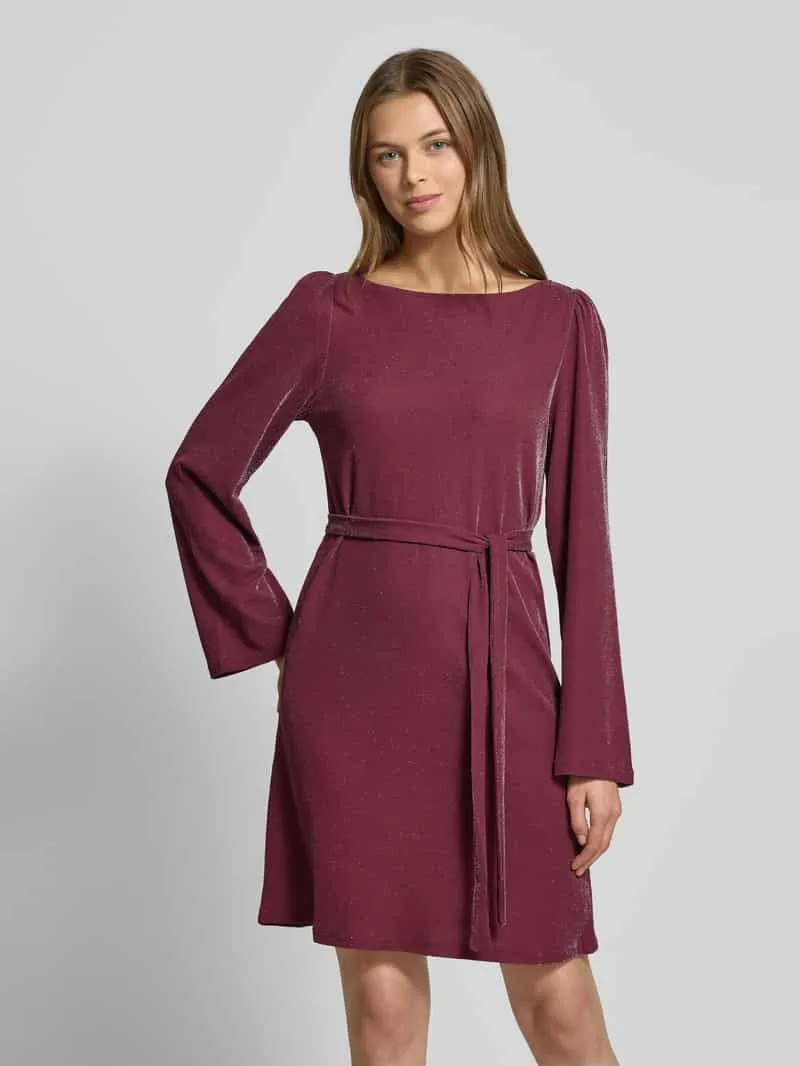 Vila Mini-jurk met boothals, model 'ELEINAS' prune, foto 4