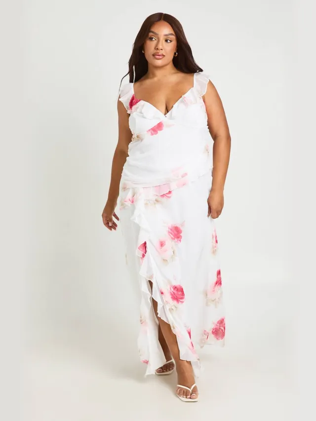 boohoo Dames Plus Maat Chiffon Maxi Jurk Met Bloemenprint, Plunge Hals En Ruche Details Ivoor