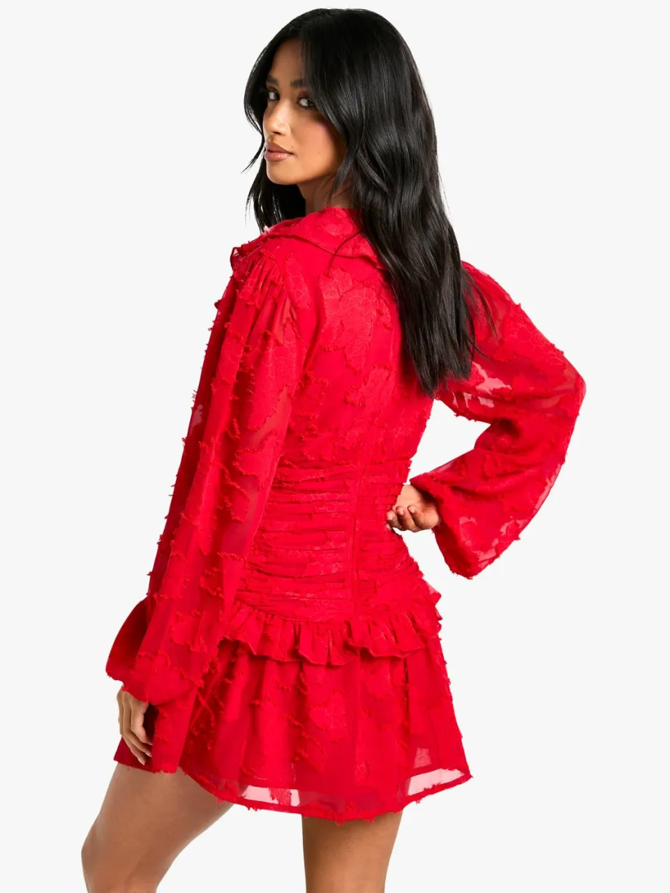 boohoo Dames Petite Floral Burnout Ruffle Plunge Ruched Skaterjurk rood, foto 2
