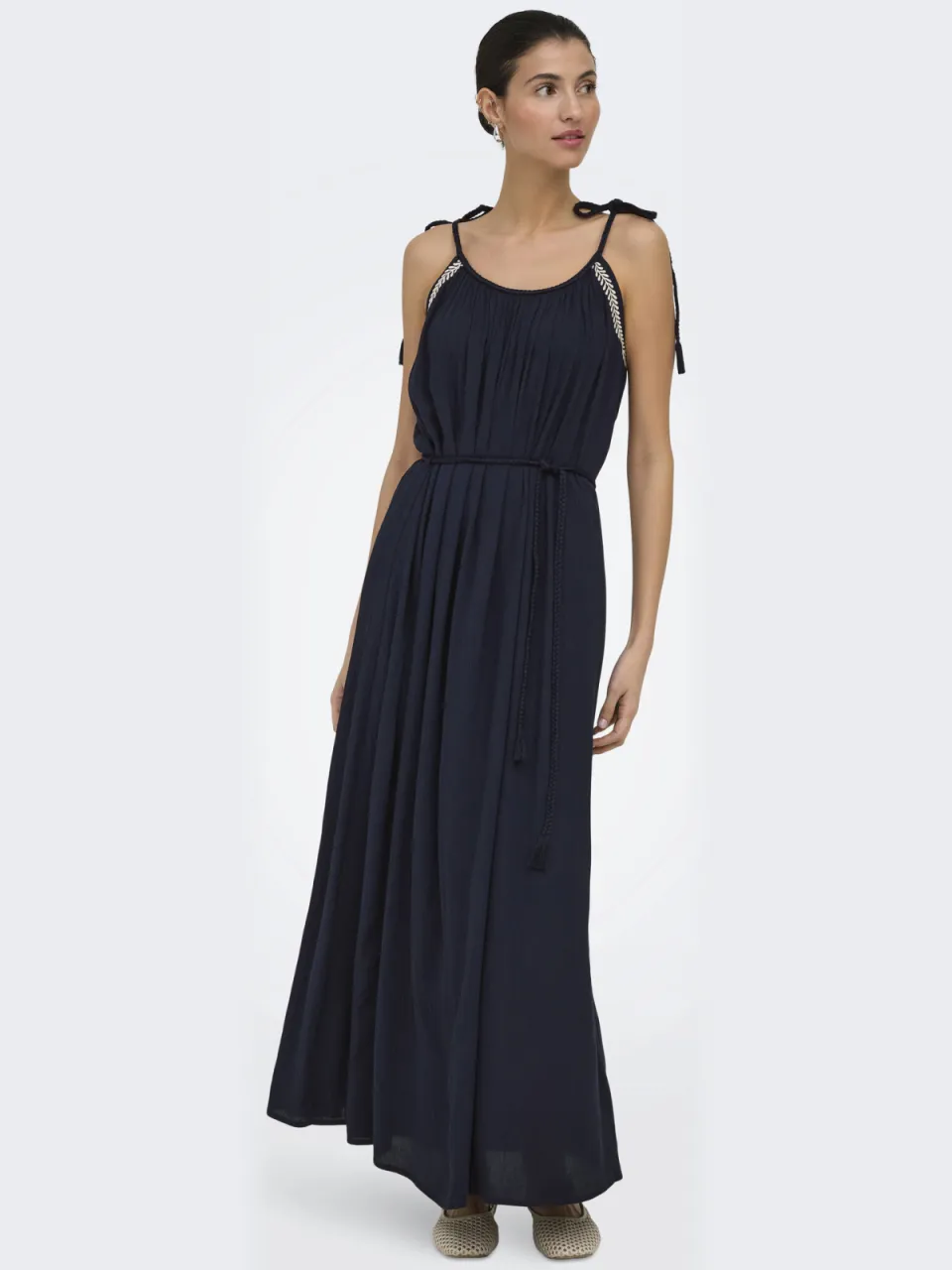 JDY viscose maxi jurk met borduursels - donkerblauw