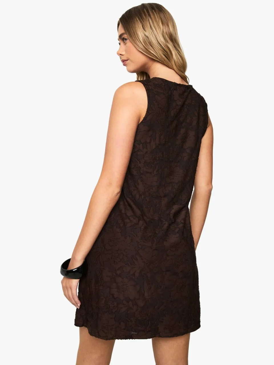 boohoo Dames Getextureerde Burnout Swing Mini Jurk chocoladebruin, foto 2