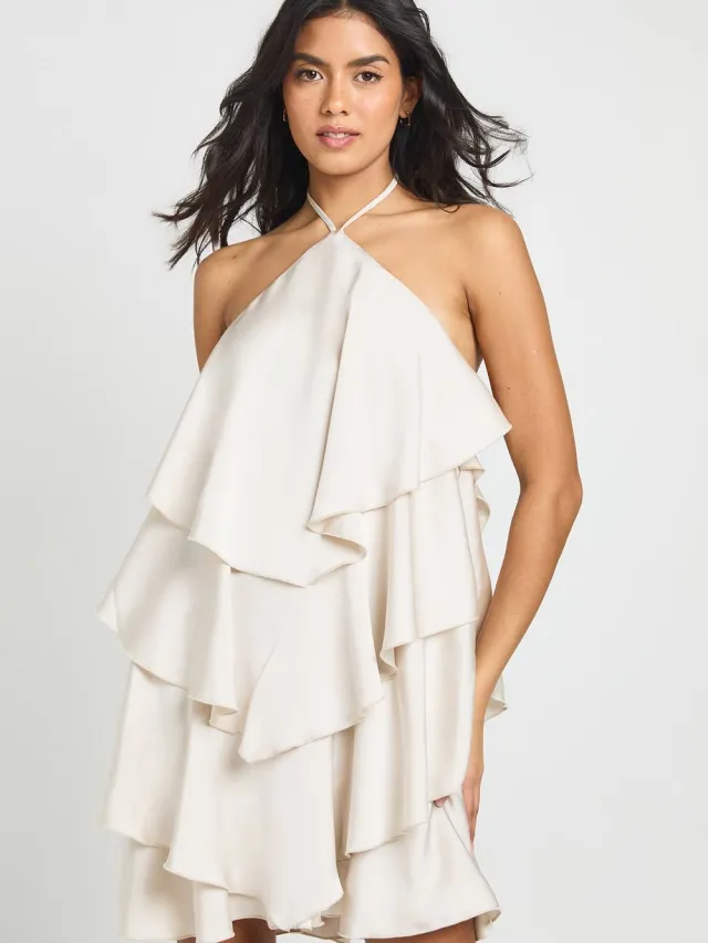 boohoo Dames Satijnen Halterneck Mini Jurk Met Ruches Oester