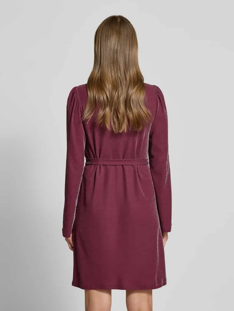 Vila Mini-jurk met boothals, model 'ELEINAS' prune, foto 3