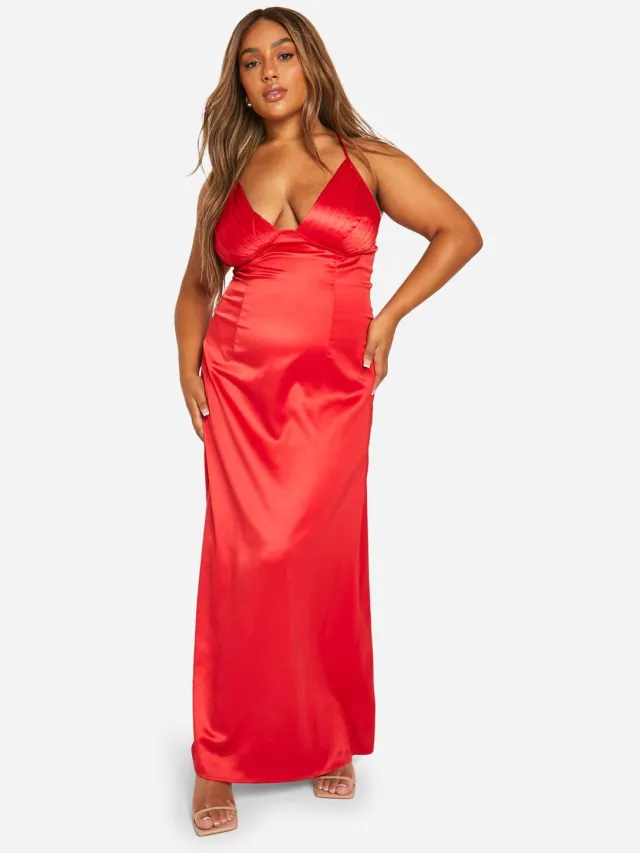 boohoo Dames Plus geplooide cup maxi-jurk Rood