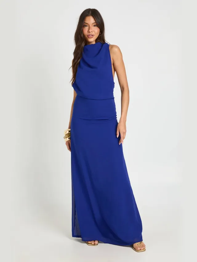 boohoo Dames Chiffon Maxi Jurk Met Hoge Waterval Halslijn En Open Rug Kobaltblauw