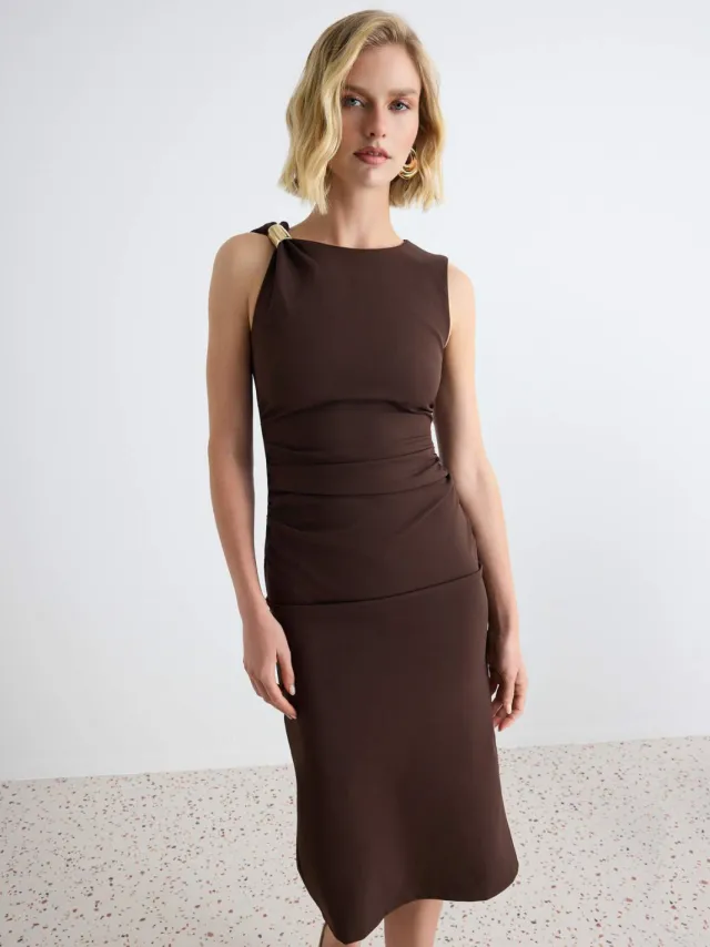 Trendyol TRENDYOLMİLLA Dames Bruin Effen Midi Mouwloos Stijlvol/Avond Bodycon Jurken
