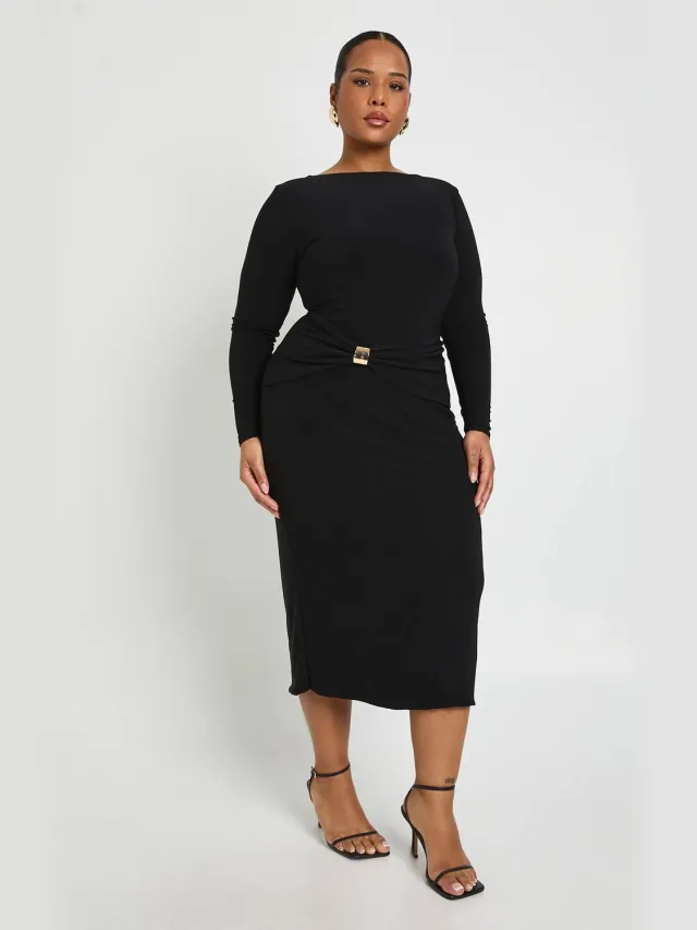 boohoo Dames Plus Geruimde Taille Gouden Afwerking Midaxi Jurk Zwart