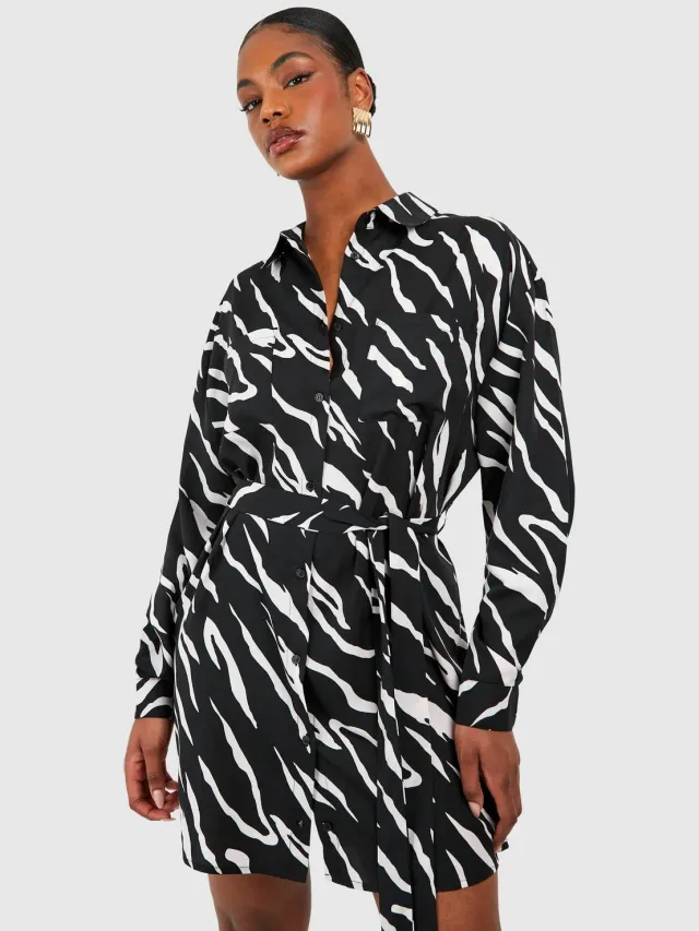 boohoo Dames Hoge Geweven Zebra Overhemdjurk met Ceintuur Zwart