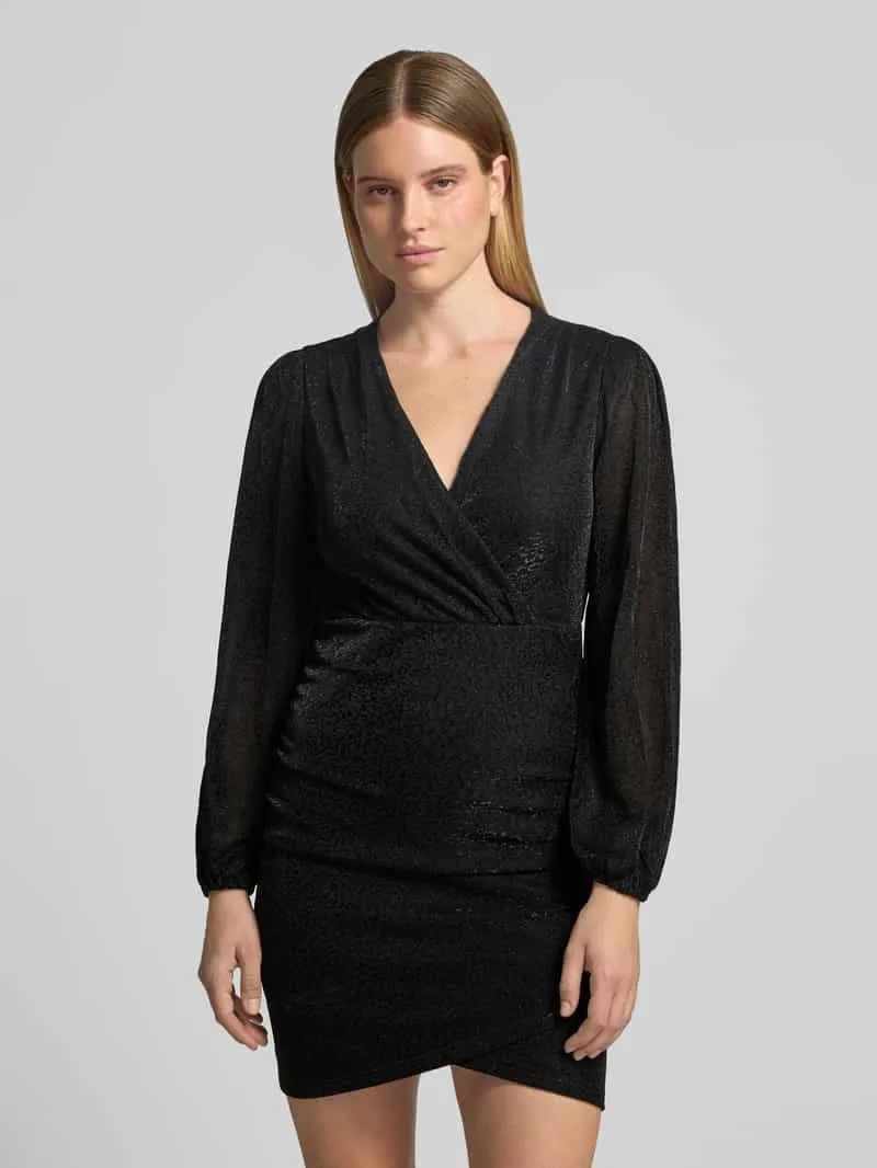 Apricot Slim fit minijurk met V-hals Zwart