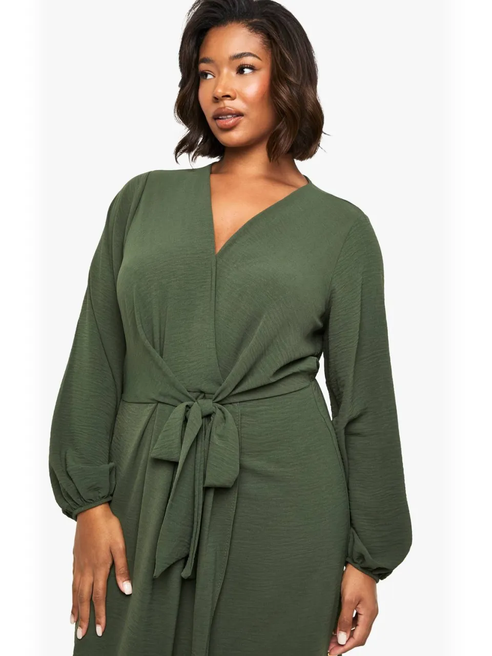 boohoo Dames Plus Textured Tie Detail Maxi Jurk olijf, foto 2
