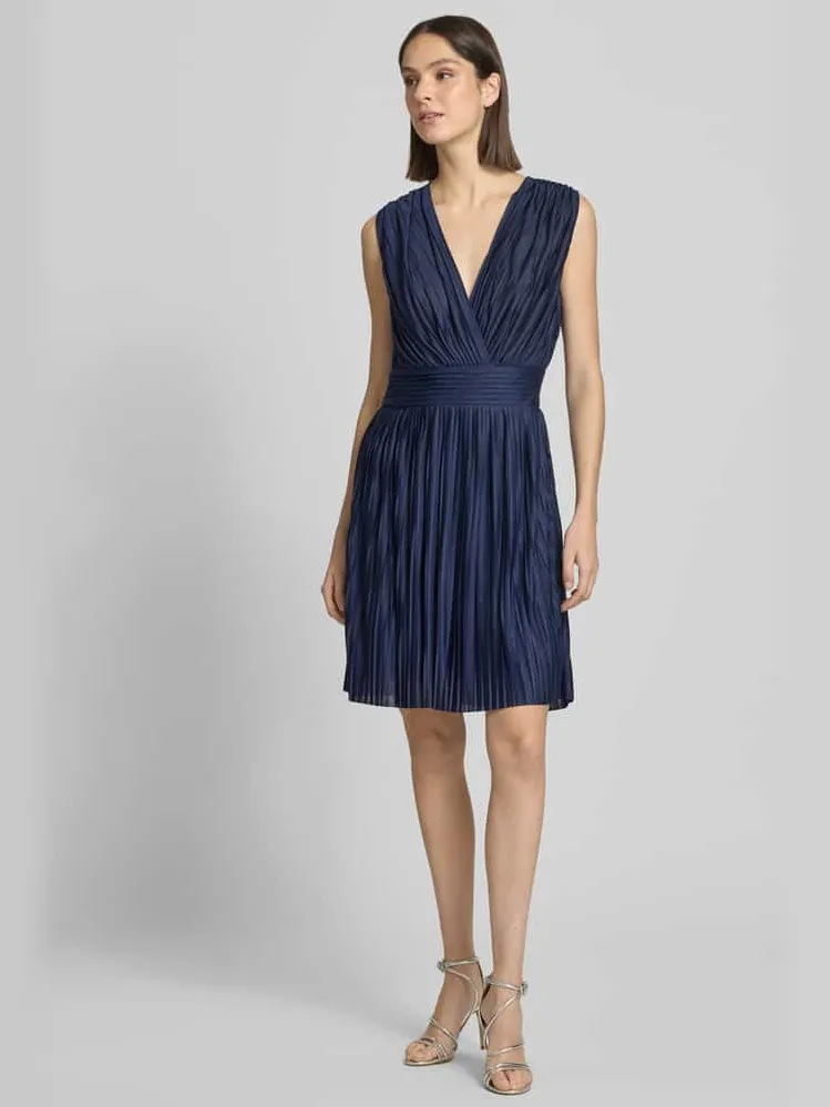 GUIDO MARIA KRETSCHMER WOMAN Knielange cocktailjurk in plooien-look Model 'Linn' Marineblauw