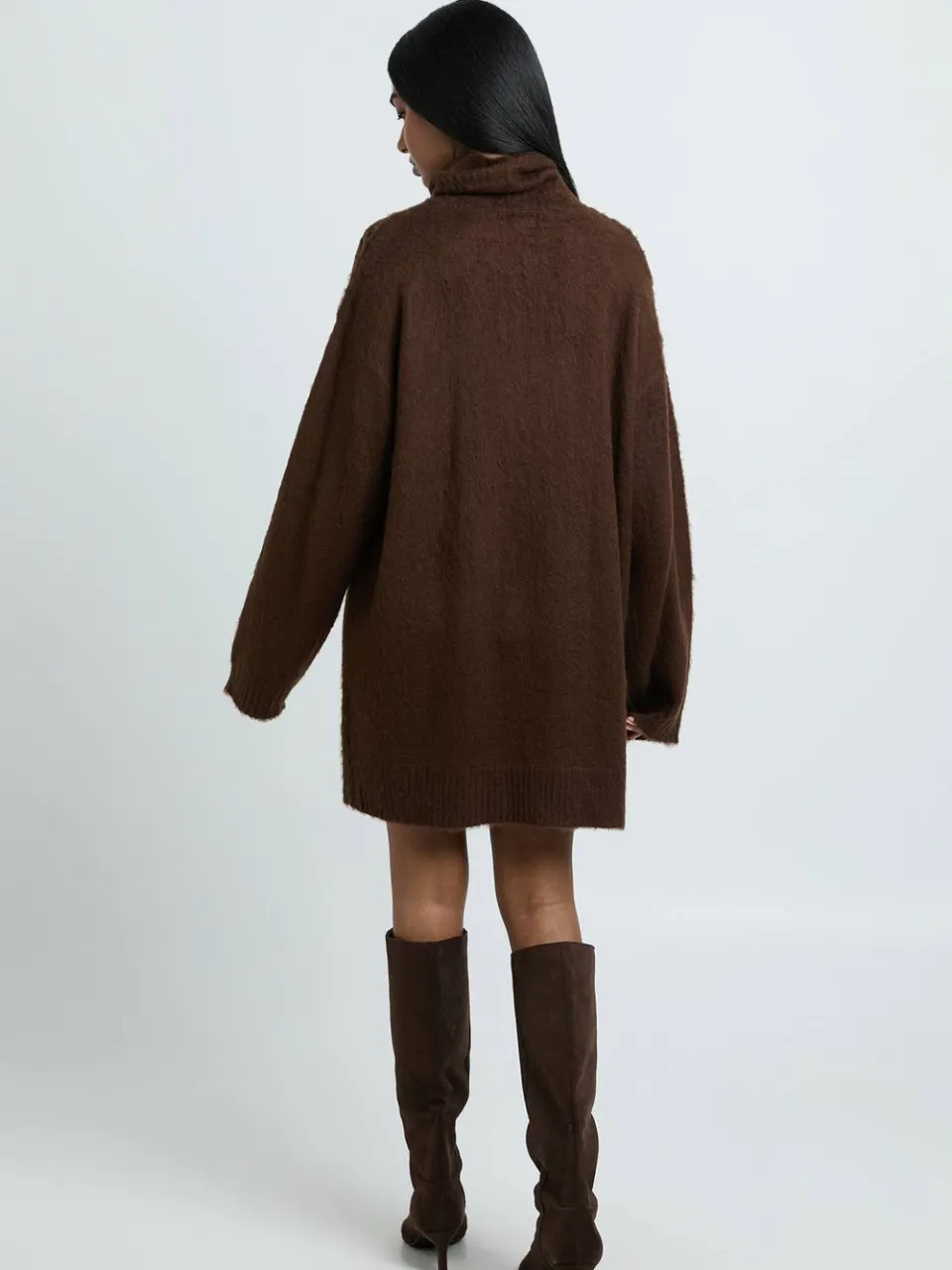 boohoo Dames Super Zachte Geborstelde Gebreide Col Mini Jurk chocoladebruin, foto 3