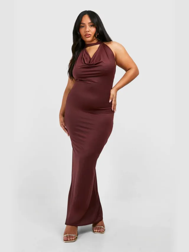 boohoo Dames Plus Drape Halterneck Slinky Maxi Jurk Kersen