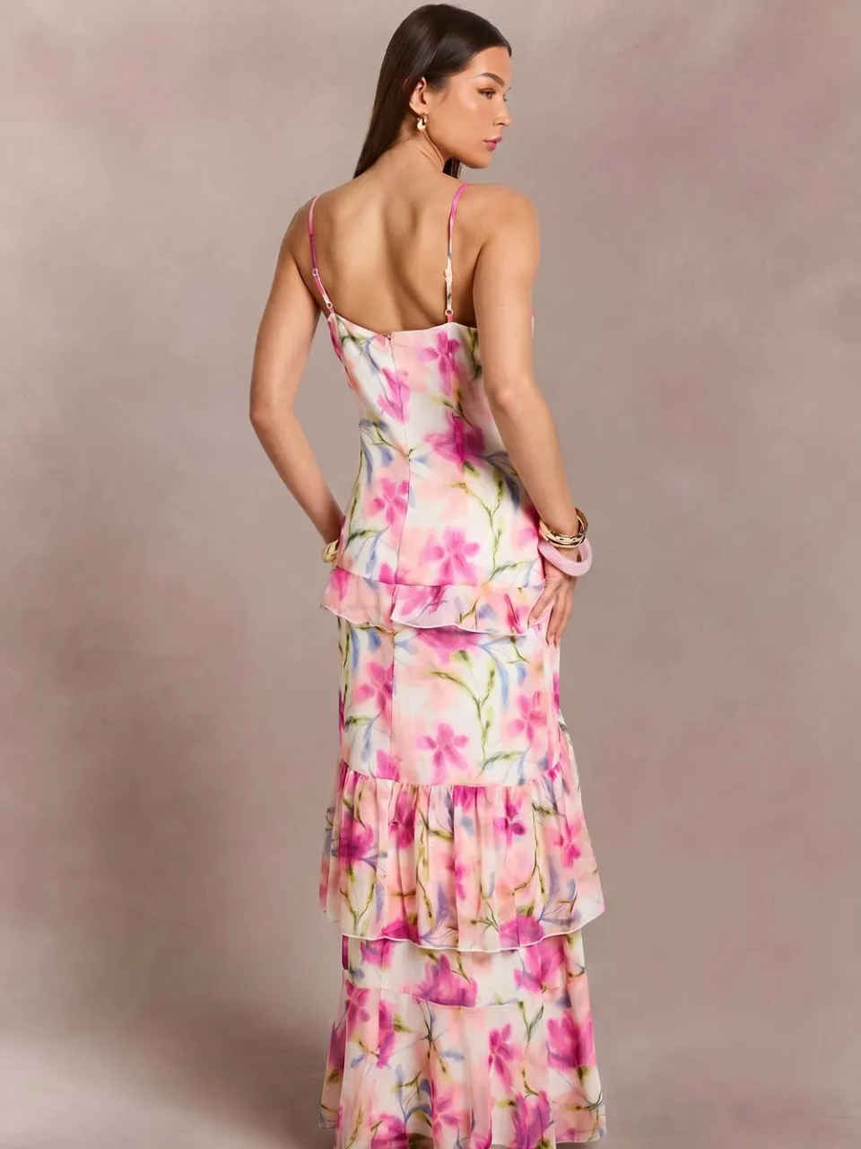 boohoo Dames Chiffon Maxi Jurk Met Ruches En Bloemenprint roze, foto 2