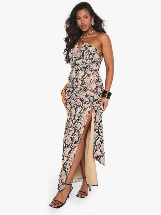 boohoo Dames Chiffon Slangenprint Halterneck Maxi Jurk Bruin