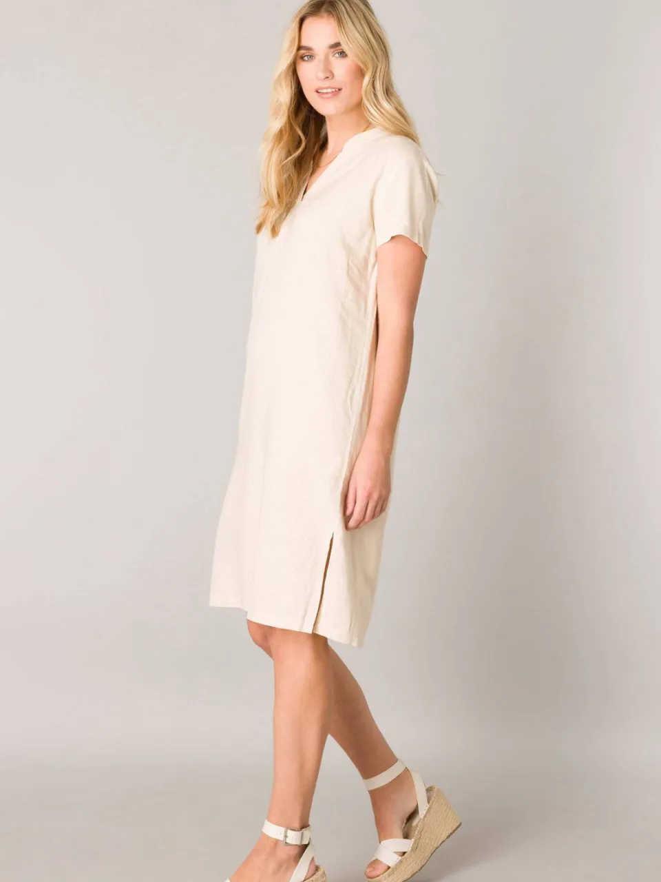 Base Level jurk met linnen Yacin beige, foto 4