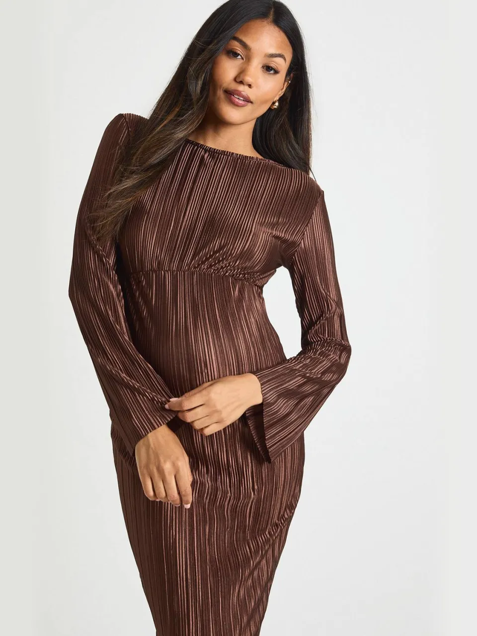 boohoo Dames Zwangerschaps Plisse Vleugelvormige Midaxi Jurk chocoladebruin, foto 3
