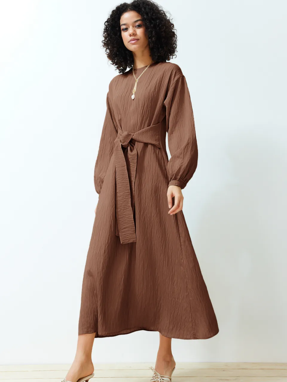 Trendyol Modest Dames Bruin Effen Maxi Lang Casual Recht Modest Jurken