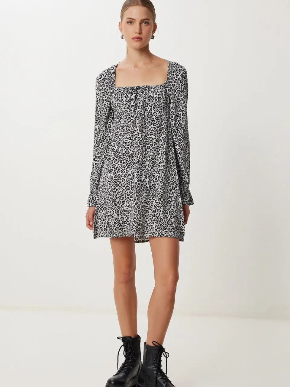 Happiness Istanbul Leopardprint A-lijn Mini-jurk met Strikdetail zwart, foto 2