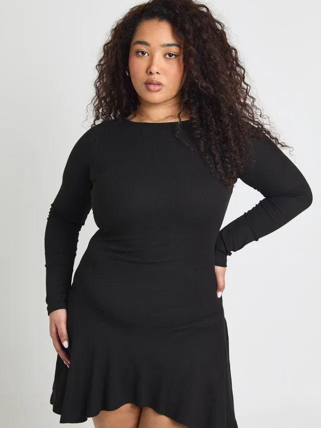 boohoo Dames Plus Geribbelde Skater Jurk met Verlaagde Zoom Zwart