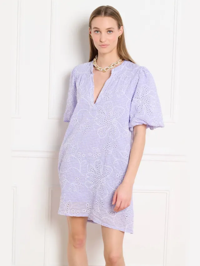LOLALIZA geruite blousejurk broderie lila