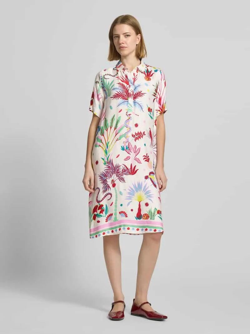 Milano Italy Kniellange overhemdjurk van viscose met knoopsluiting Zand