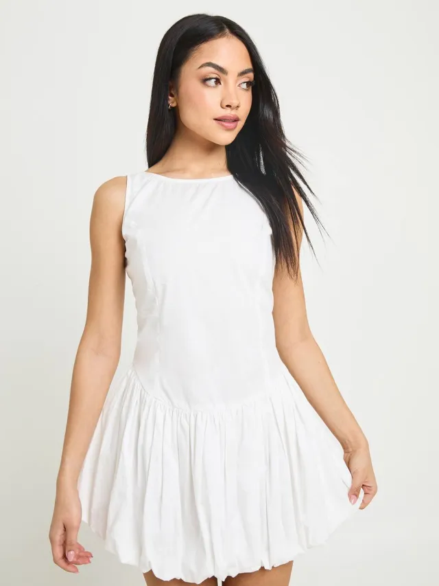 boohoo Dames Katoenen Popeline Mini-jurk Met Ballonzoom En Racerback Wit