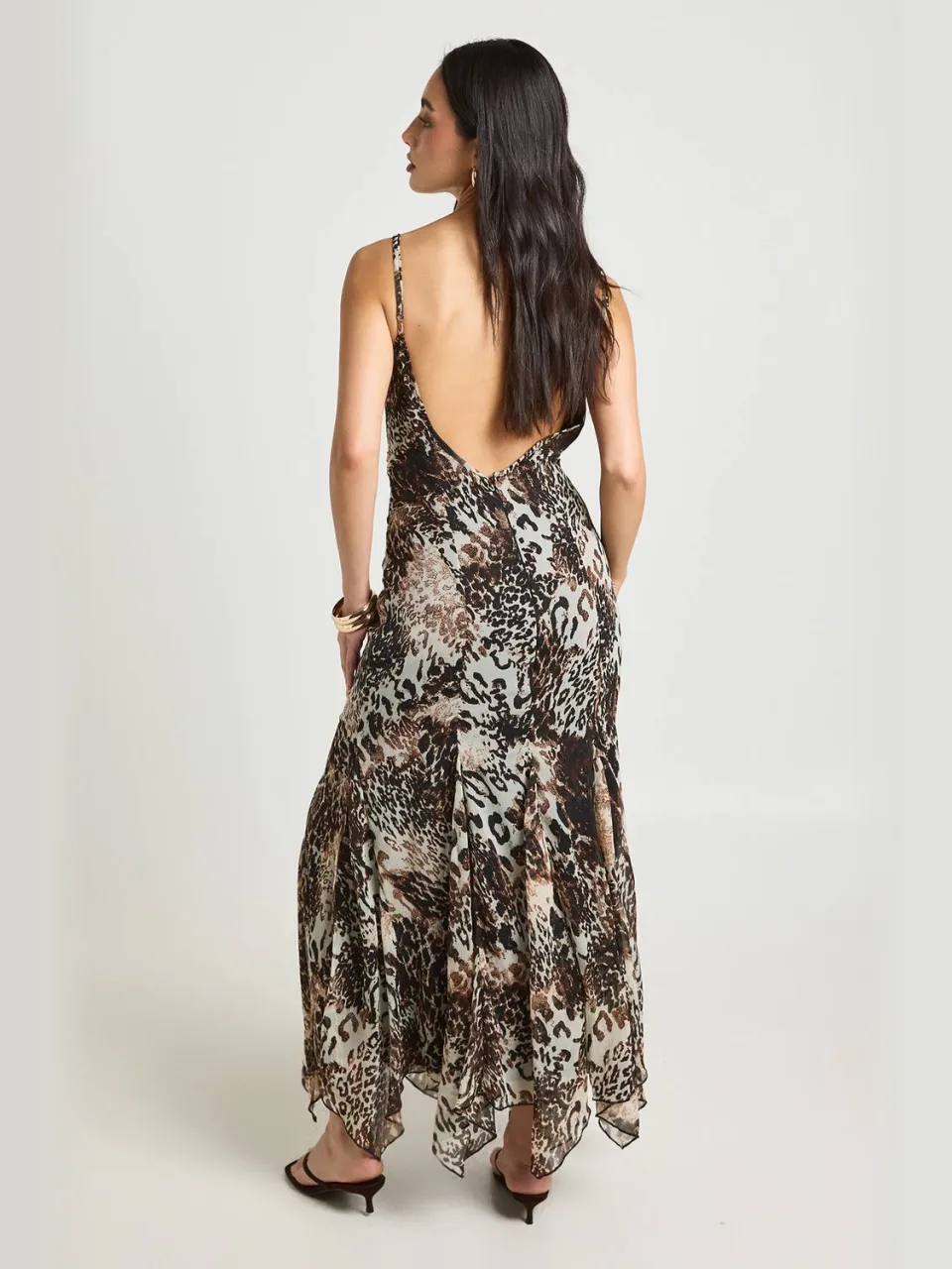 boohoo Dames Maxi Jurk Met Tonale Luipaardprint, Chiffon En Godet Zoom, foto 2