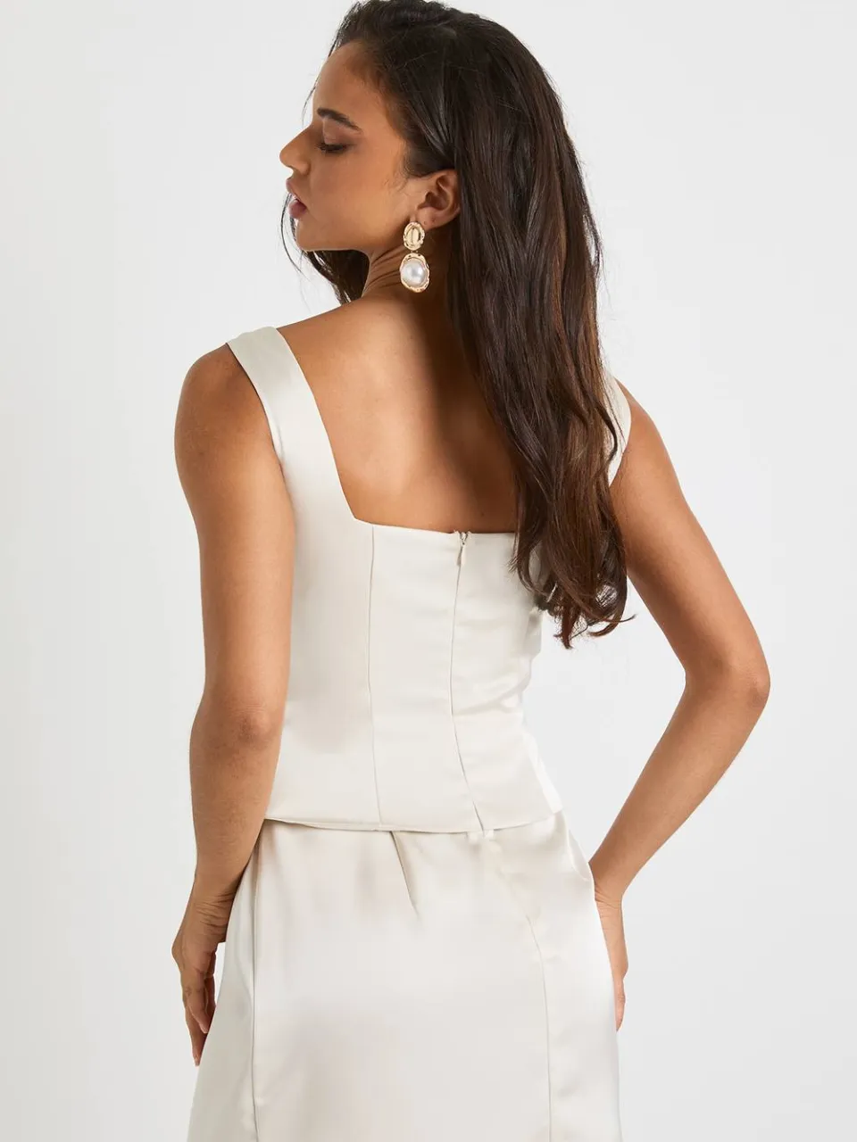 boohoo Dames Satijnen korset mini-jurk champagne, foto 3