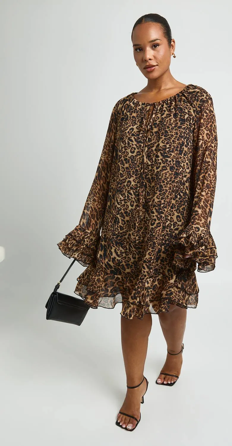 boohoo Dames Plus Luipaard Chiffon Smock Jurk Luipaardprint