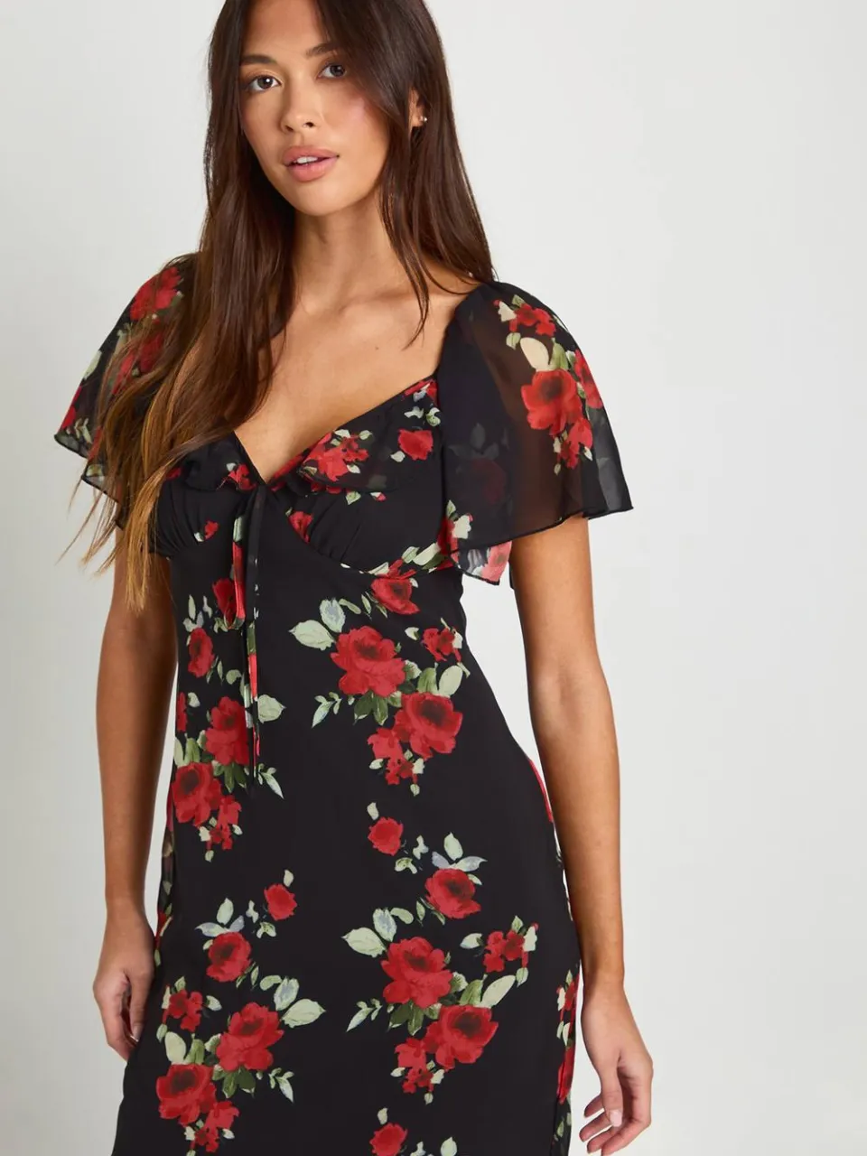 boohoo Dames Bloemenjurk met engelmouwen midaxi zwart, foto 2
