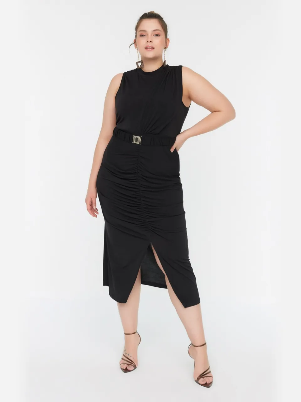 Trendyol Curve Dames Zwart Effen Midi Mouwloos Stijlvol/Avond Bodycon Grote maten Jurk