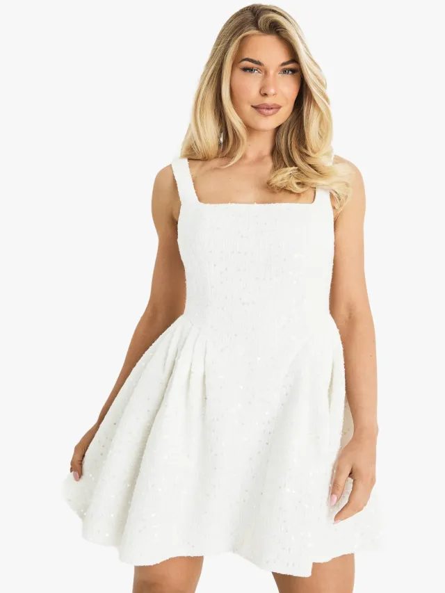 boohoo Dames Premium Pailletten Boucle Skater Mini-Jurk Wit