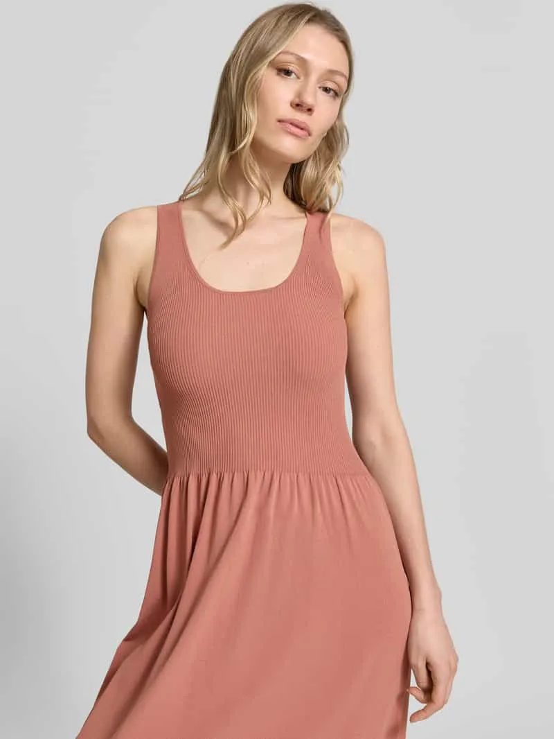 Max Mara A-lijn tricotjurk van viscosemix model 'CALIBRI' terracotta, foto 3