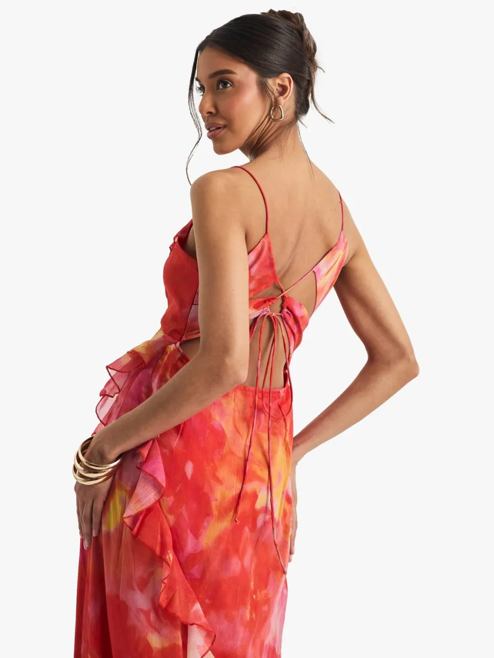 boohoo Dames Bloemen Crinkle Chiffon Ruffle Maxi Jurk roze, foto 3