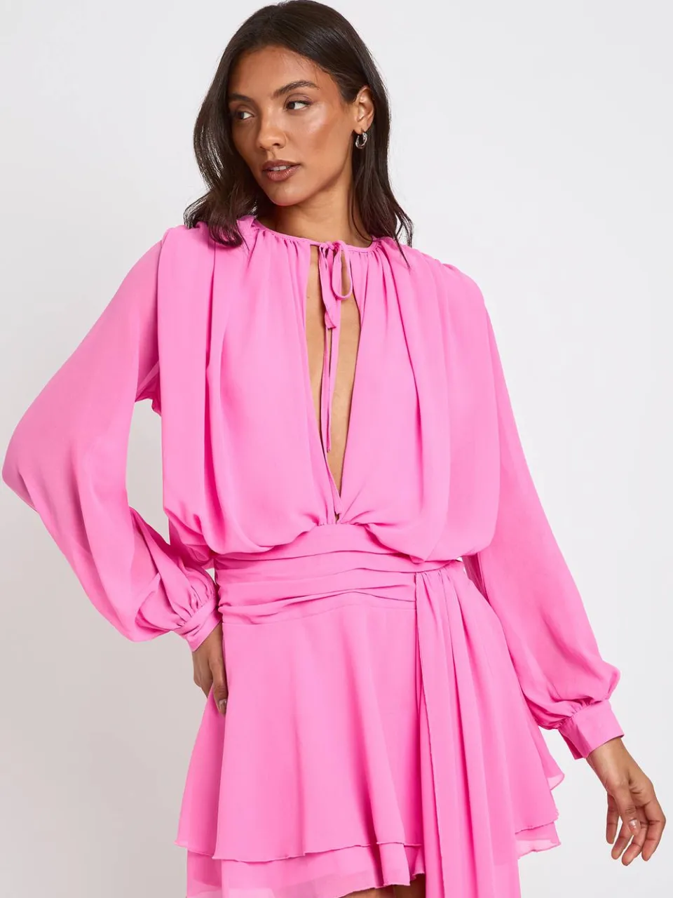 boohoo Dames Lange Chiffon Gesmockte Jurk Met Drapering En Ruches roze, foto 2