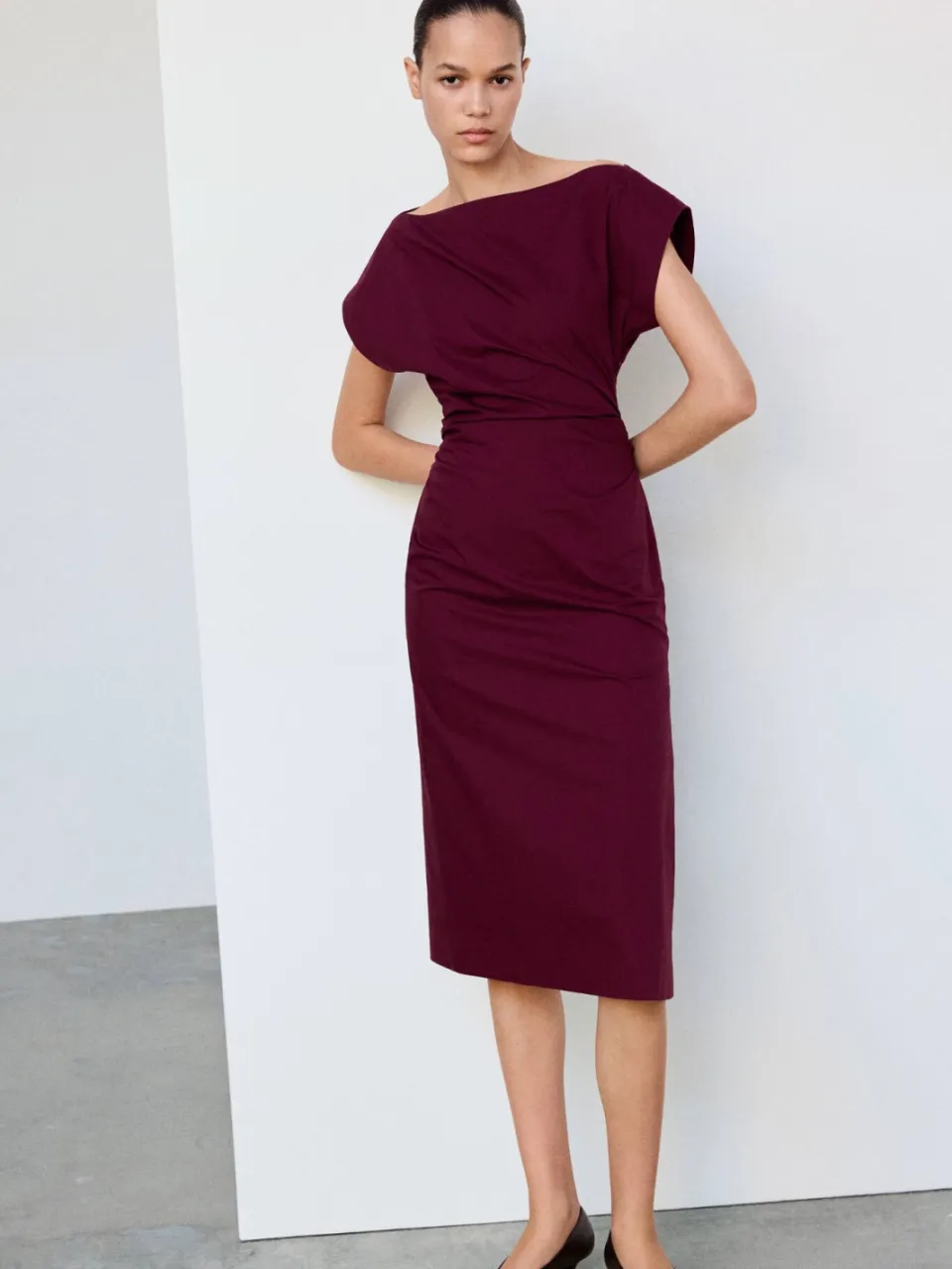 Mango off shoulder midi jurk - donkerrood, foto 4