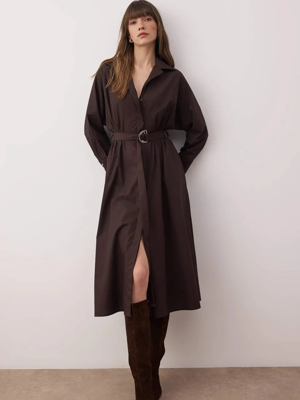 Trendyol TRENDYOLMİLLA Dames Bruin Effen Midi Lang Casual Blousejurk Jurken, foto 2